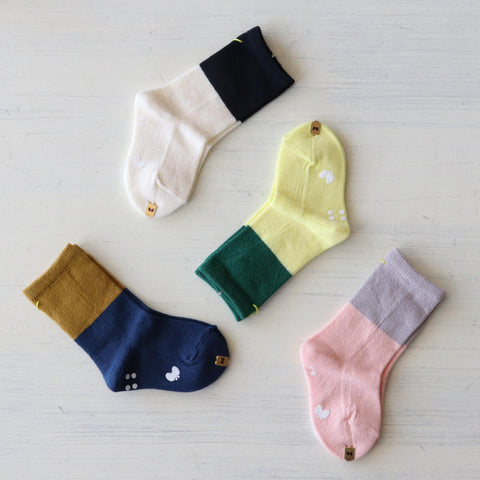 mina perhonen（ミナペルホネン）25AW duo ベビー 、キッズ  ソックス ADA7310P