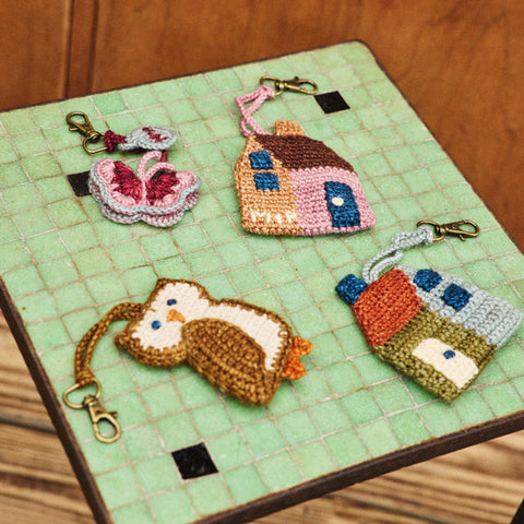 【D1】Misha&Puff（ミーシャアンドパフ）2026aw Owl Bag Charm - Nutmeg バッグチャーム