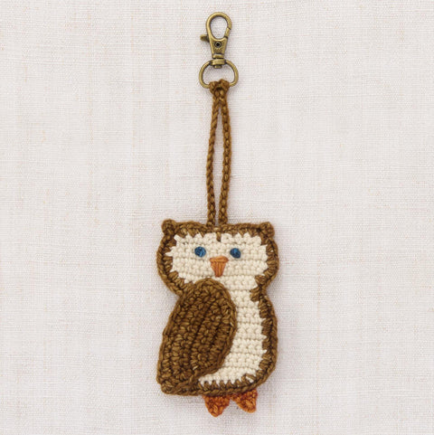 【D1】Misha&Puff（ミーシャアンドパフ）2026aw Owl Bag Charm - Nutmeg バッグチャーム