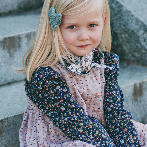 【D2】Misha&Puff（ミーシャアンドパフ）2026aw  Embroidered Scallop Scarf - String - スカラップスカーフ.