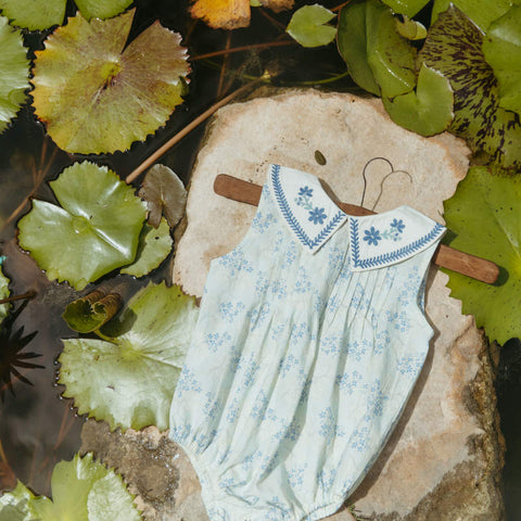 【D2】Lali Kids（ラリキッズ）2026SS Baby Sofia Romper in Minty Flower Print　ロンパース、ベビードレス