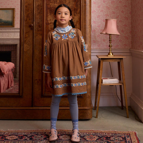 Apolina（アポリナ）2026AW STEVIE LS DRESS - CHOCOLATE -　キッズワンピース.