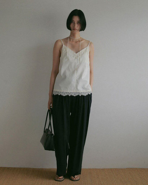 【3月上旬入荷次第お届けのご予約】anuke（アンヌーク） Twill Lace Camisole 62710404.