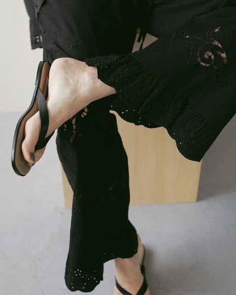 【3月下旬入荷次第お届けのご予約】anuke（アンヌーク） Cutwork Lace Pants 62710707.