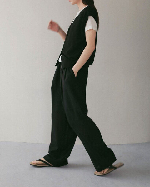 【4月下旬入荷次第お届けのご予約】anuke（アンヌーク） Woolchambray Tuck Pants 62710717.