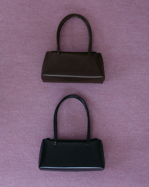 【2月上旬入荷次第お届けのご予約】anuke（アンヌーク） Leather Boston Bag 62711003.