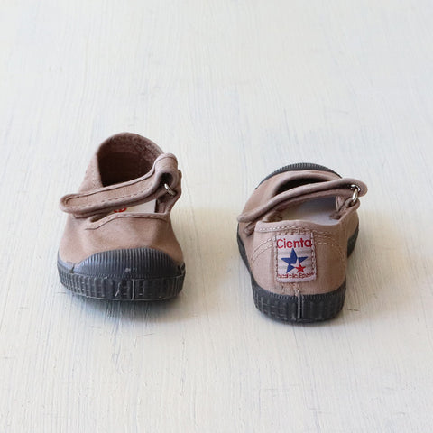 【送料無料】Cienta（シエンタ）ブラックソール Tストラップ(77N)、デッキシューズ スリッポン(70N)、ベルクロ(76N)