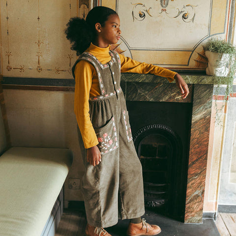 Lali Kids（ラリキッズ）2025AW Clara Romper in Cypress Corduroy　コーデュロイサロペット、オーバーオール