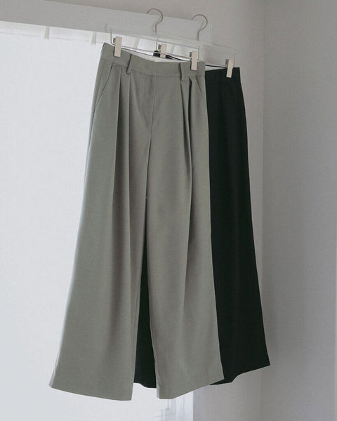 【2月中旬入荷次第お届けのご予約】anuke（アンヌーク） Twill Tuck Widepants 62710712.
