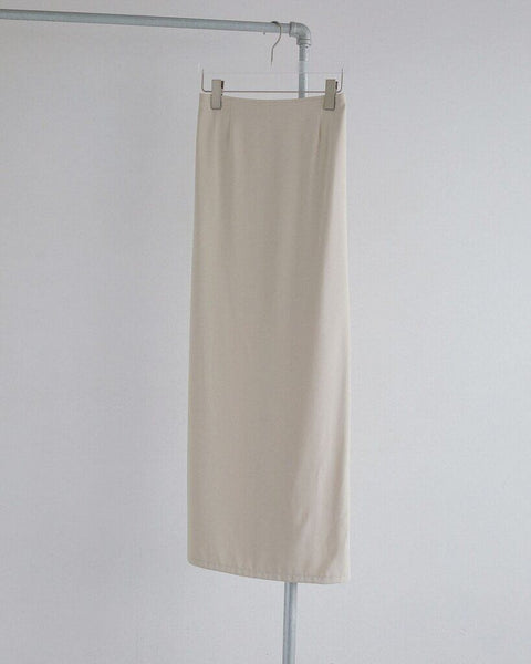 【2月上旬入荷次第お届けのご予約】anuke（アンヌーク） Georgette Pencil Skirt 62710803.