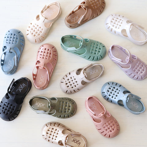 【送料無料】igor / イゴール TOBBY SOLID NACAR (トビー) キッズ サンダル ベルクロ 20～29size 12-18cm S10271、S10366