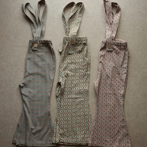 [Reservations for delivery in October] &amp;pal 2024AW moon pattern salo pett Moon flare overalls navy