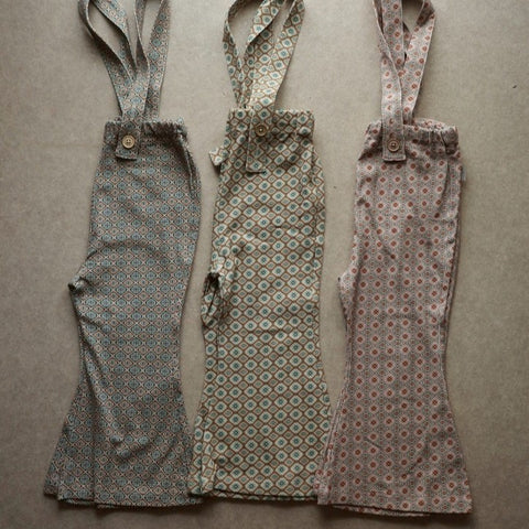 [Reservations for delivery in October] &amp;pal 2024AW moon pattern salo pett Moon flare overalls navy