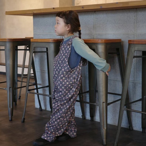 [Reservations for delivery in October] &amp;pal 2024AW moon pattern salo pett Moon flare overalls navy