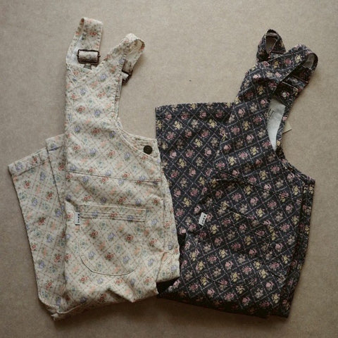 [Reservations for delivery in October] &amp;pal 2024AW moon pattern salo pett Moon flare overalls navy