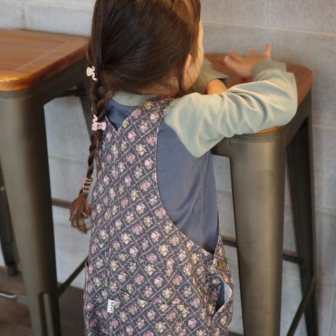 [Reservations for delivery in October] &amp;pal 2024AW moon pattern salo pett Moon flare overalls navy