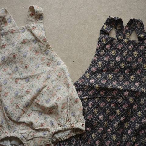 [Reservations for delivery in October] &amp;pal 2024AW moon pattern salo pett Moon Bloomer Salopette Navy