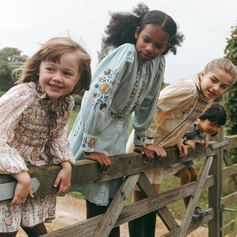 Lali Kids（ラリキッズ）2025AW Parvati Dress in Fall Vine Print キッズワンピース