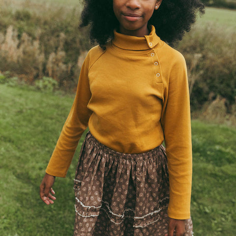 Lali Kids（ラリキッズ）2025AW Snap Turtleneck in Mustard　タートルネックトップス