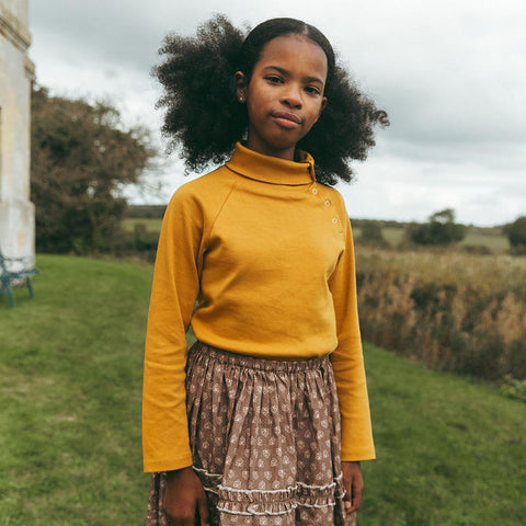 Lali Kids（ラリキッズ）2025AW Snap Turtleneck in Mustard　タートルネックトップス